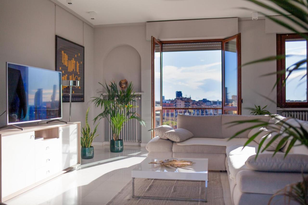 Stelvio Rooftop - Penthouse Skyline With Terrace And Jacuzzi Milán Exterior foto