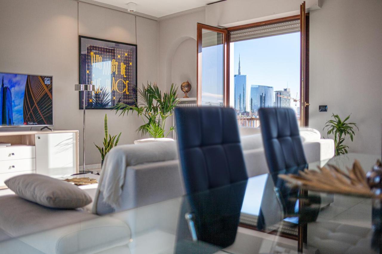 Stelvio Rooftop - Penthouse Skyline With Terrace And Jacuzzi Milán Exterior foto